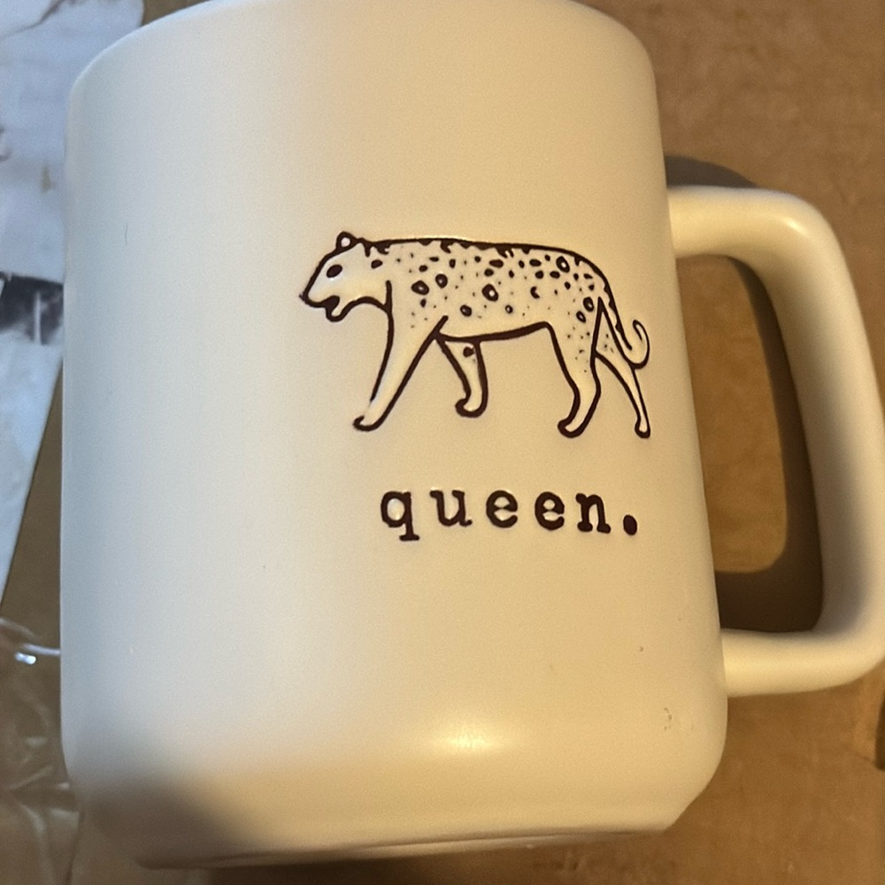 Cream coloerd mug